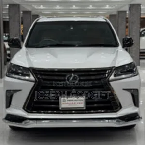 Lexus LX 2018 White