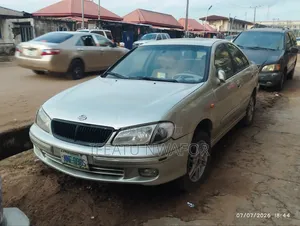 Nissan Sentra 2003 Silver