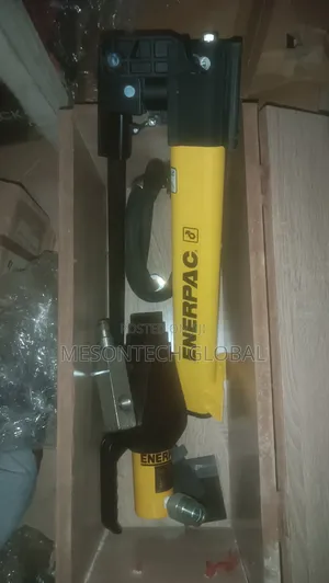 Hydraulic Flange Spreader (Enerpac)