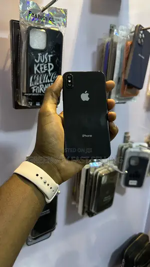 Apple iPhone X 64 GB Black