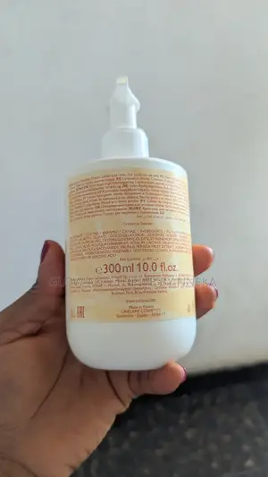 Moisturising Intimate Cleansing With Hyaluronic Acid Peach Extract