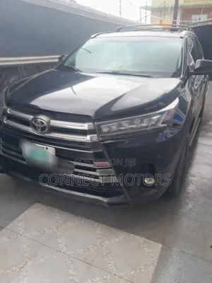 Toyota Highlander LE 4dr SUV (2.7L 4cyl 6A) 2015 Black