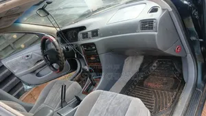 Toyota Camry 2000 Green