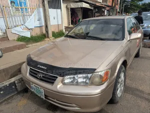 Toyota Camry 2002 Gold