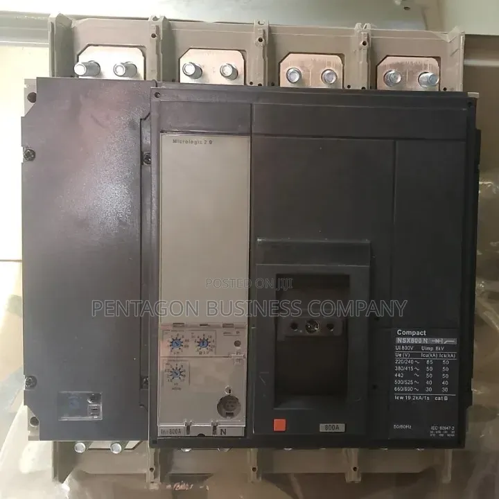 800ahms 4pole Schneider McCb Breaker Compact Model