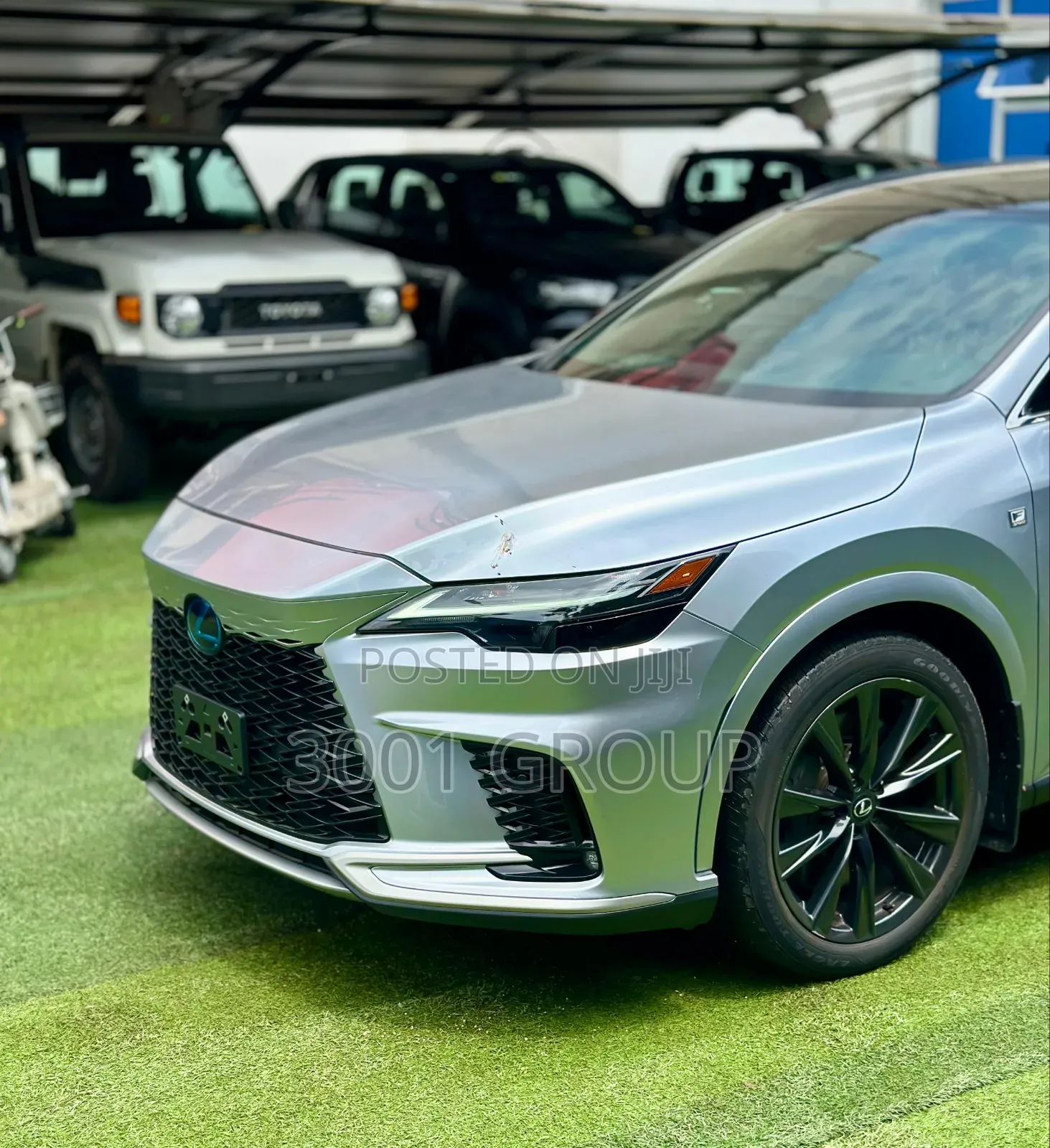 Lexus RX 2023 Silver