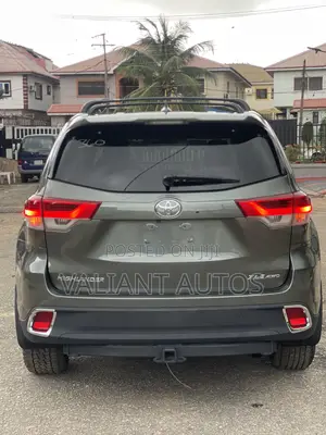 Toyota Highlander 2016 Green