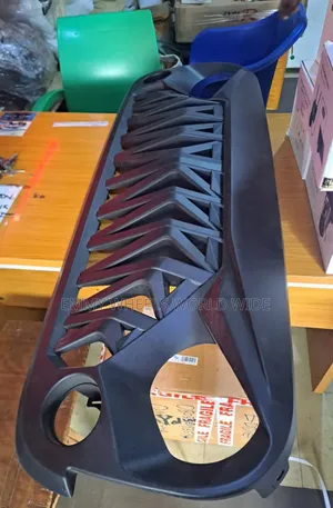 Newer Model Gloss Black Front Grill for Wrangler Jeep Design in Style