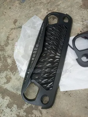 Newer Model Gloss Black Front Grill for Wrangler Jeep Design in Style
