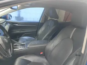 Toyota Camry XSE FWD (2.5L 4cyl 8AM) 2018 Blue