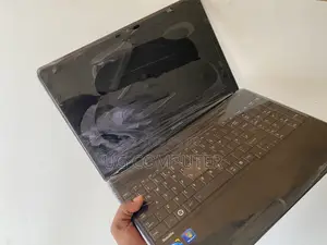 New Laptop Toshiba Satellite C665 4GB Intel Core i3 HDD 320GB