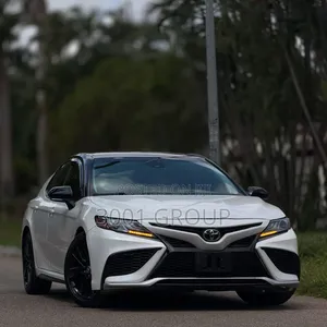 Toyota Camry 2022 White