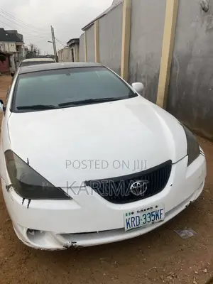 Toyota Solara 2009 White