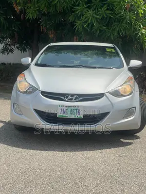 Hyundai Elantra 2013