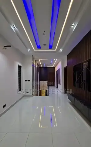 5bdrm Duplex in Lekki for sale