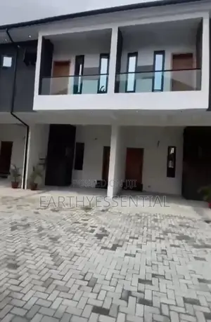 2bdrm Duplex in Lekki for sale