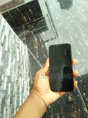 Apple iPhone 13 128 GB Black