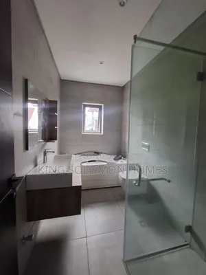5bdrm Townhouse/Terrace in Katampe Extension for sale