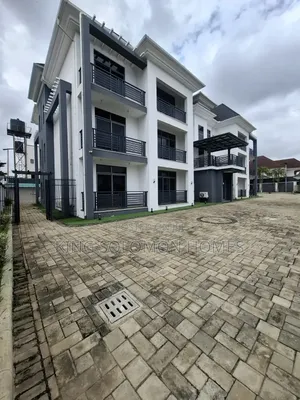 Furnished 3bdrm Block of Flats in Katampe Extension for sale