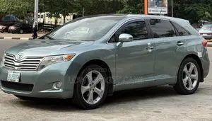 Toyota Venza 2011 Green