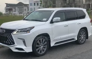 Lexus LX 2017 White