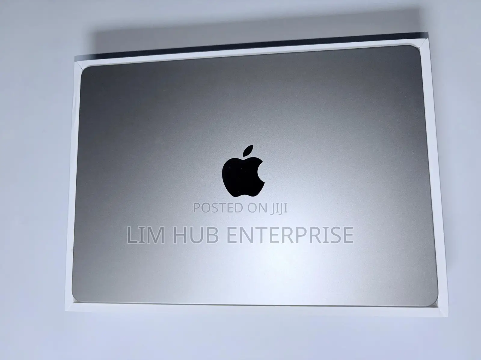 Laptop Apple MacBook Air 2022 M2 8GB Apple M2 SSD 512GB