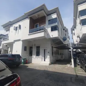 4bdrm Duplex in Lafiaji for rent