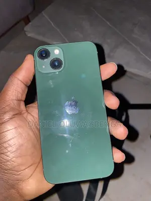 Apple iPhone 13 128 GB Green