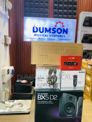 M-Audio Bx5d2 Studio Monitor Speaker, 2i2 Scarlett Soundcard, Akg P120