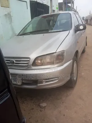 Toyota Picnic 2.0 FWD 2003 Silver