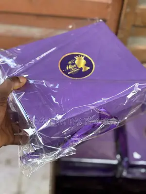 Award Boxes And Card Board Boxes Are Available