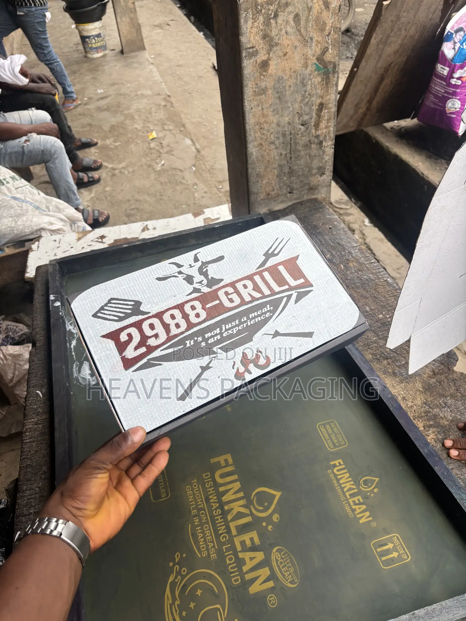 Platter Box With Personal Branding Is Also Available