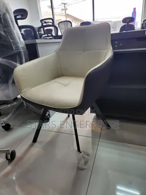 Arm Chair / Modern Visitors Chair