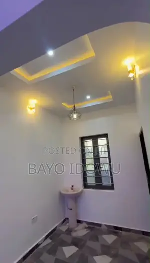 2bdrm Apartment in Oba Ile Estate, Akure for rent