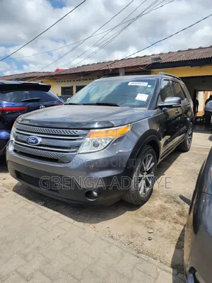 Ford Explorer 2014 Gray