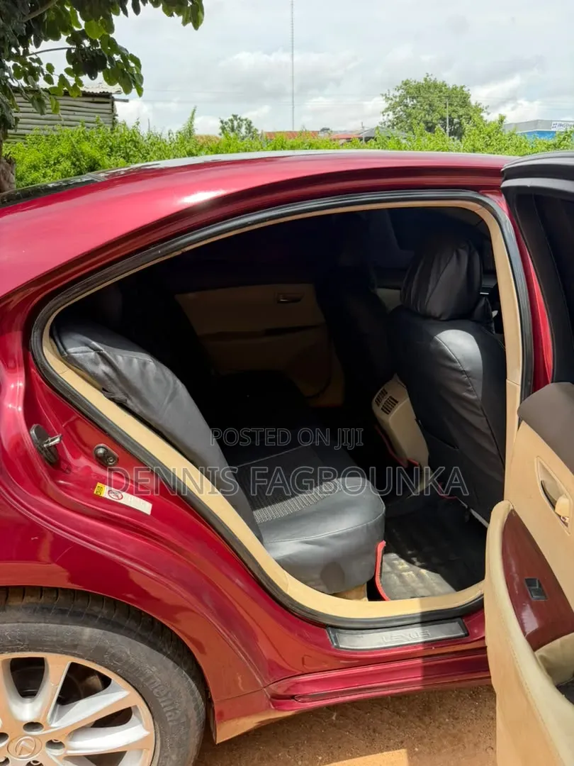 Lexus ES 2012 Red