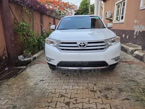 Toyota Highlander 2012 White