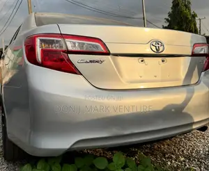 Toyota Camry 2012 Silver
