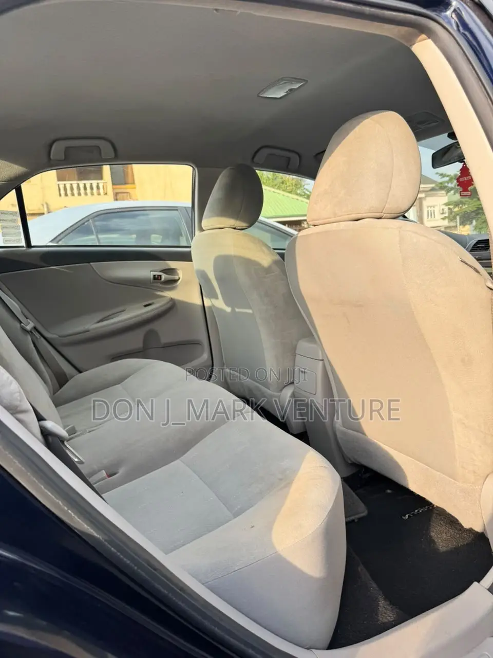 Toyota Corolla 2011 Black