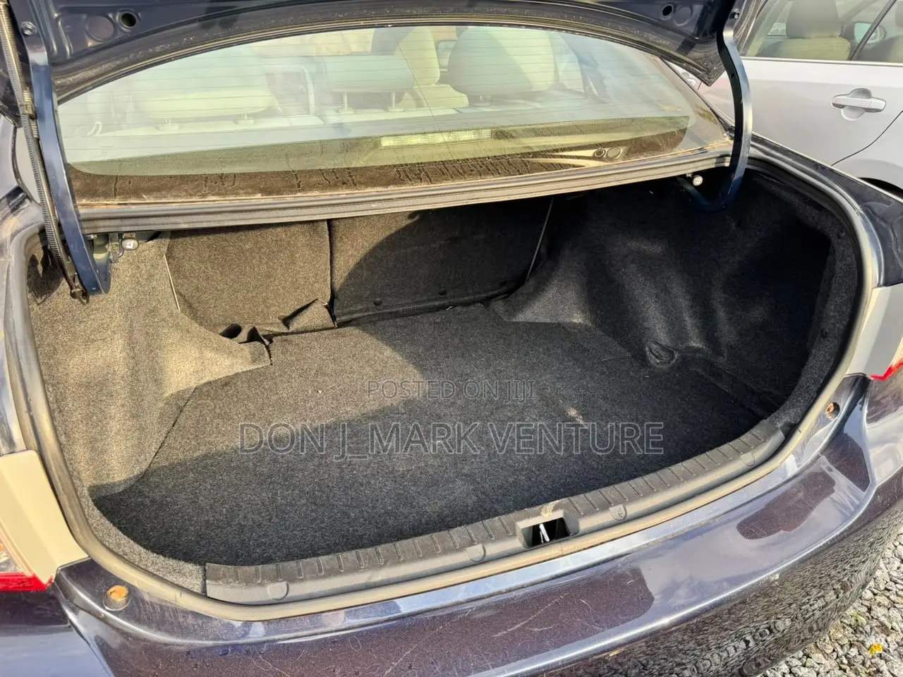 Toyota Corolla 2011 Black