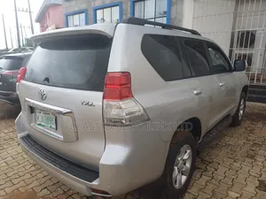 Toyota Land Cruiser Prado 2012 Silver