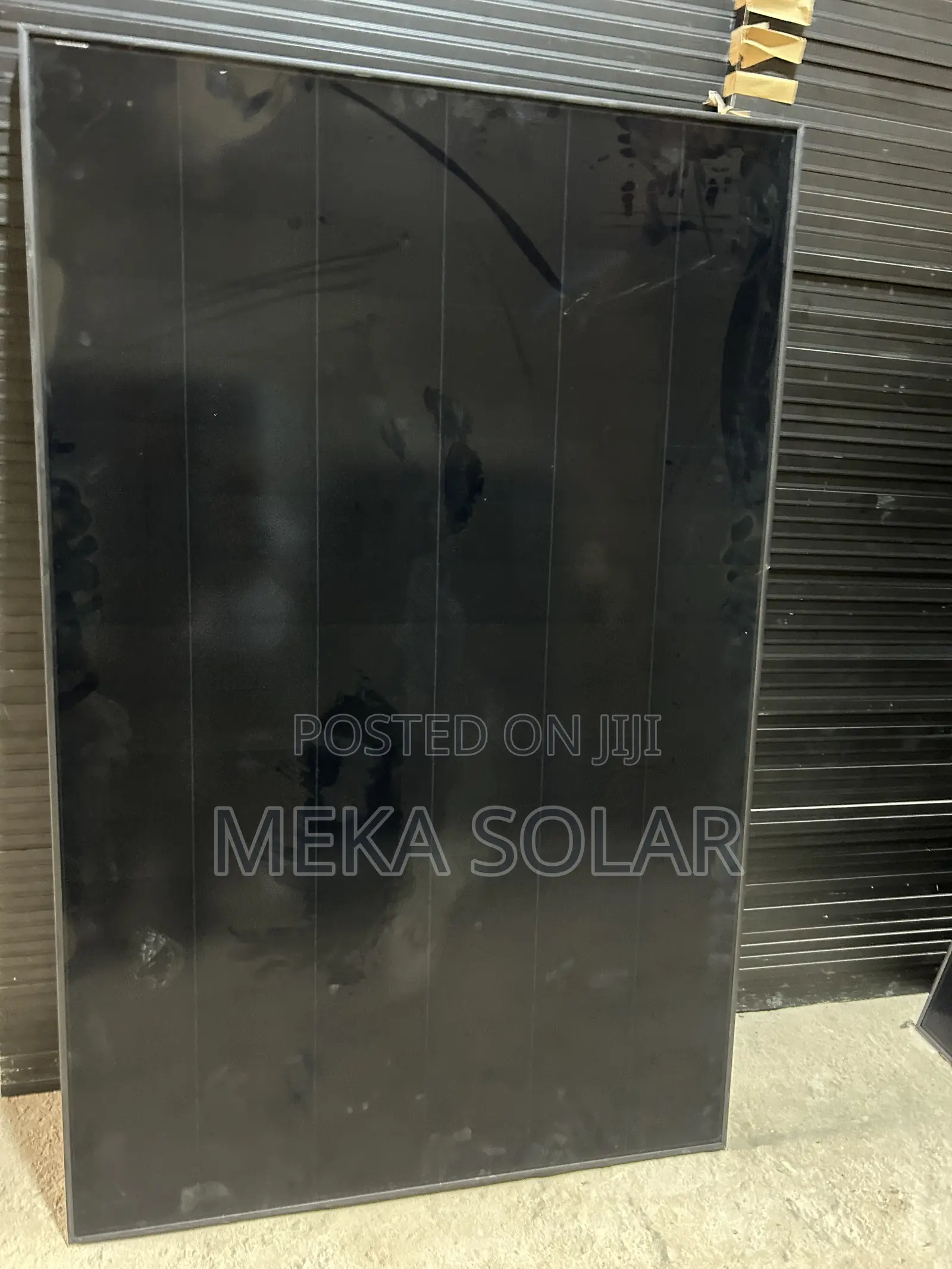 Aiko 475w 480w All Black Solar Panel (Half-Cut)