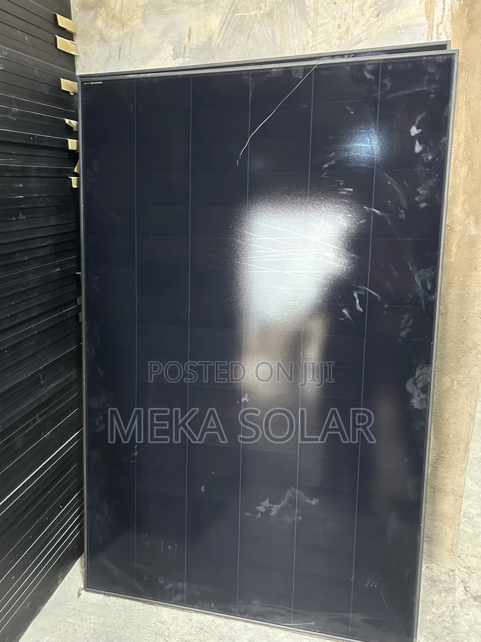 Aiko 475w 480w All Black Solar Panel (Half-Cut)