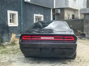Dodge Challenger 2012 Black