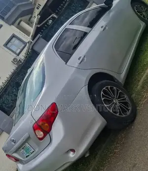 Toyota Corolla 2009 Silver
