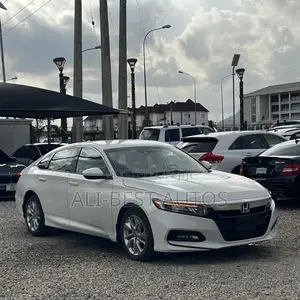 Honda Accord 2019 White