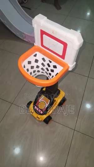 Kids Basketball Hoop Toy With Rolling Car Base