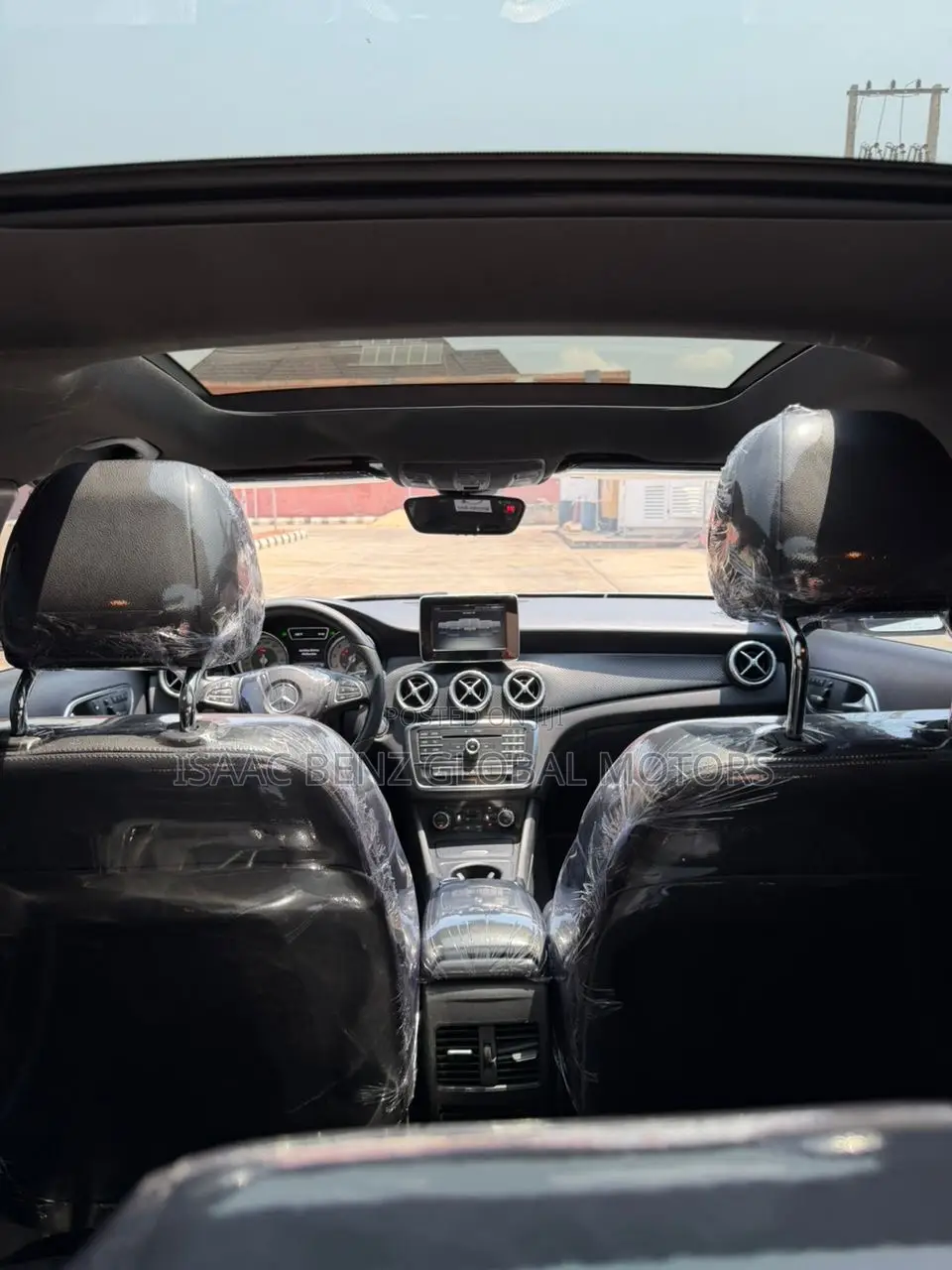 Mercedes-Benz GLA 250 2016 White