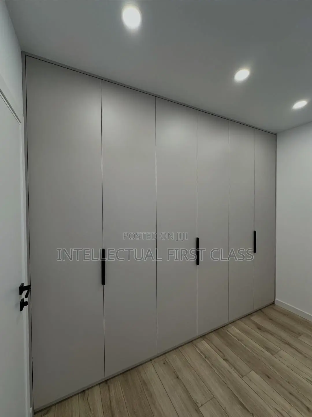 Set of Wardrobe
