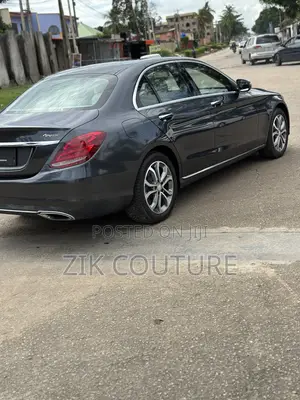 Mercedes-Benz C300 2016